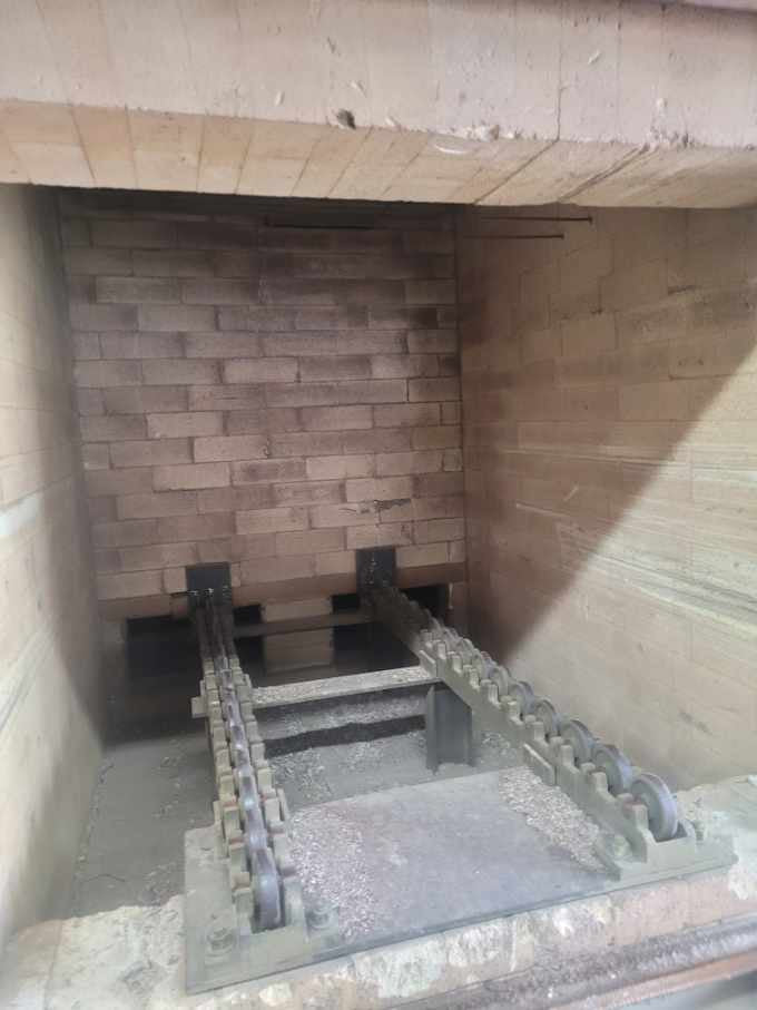 Tempering Furnace 46″ W x 32″ H x 62″ D 1250F