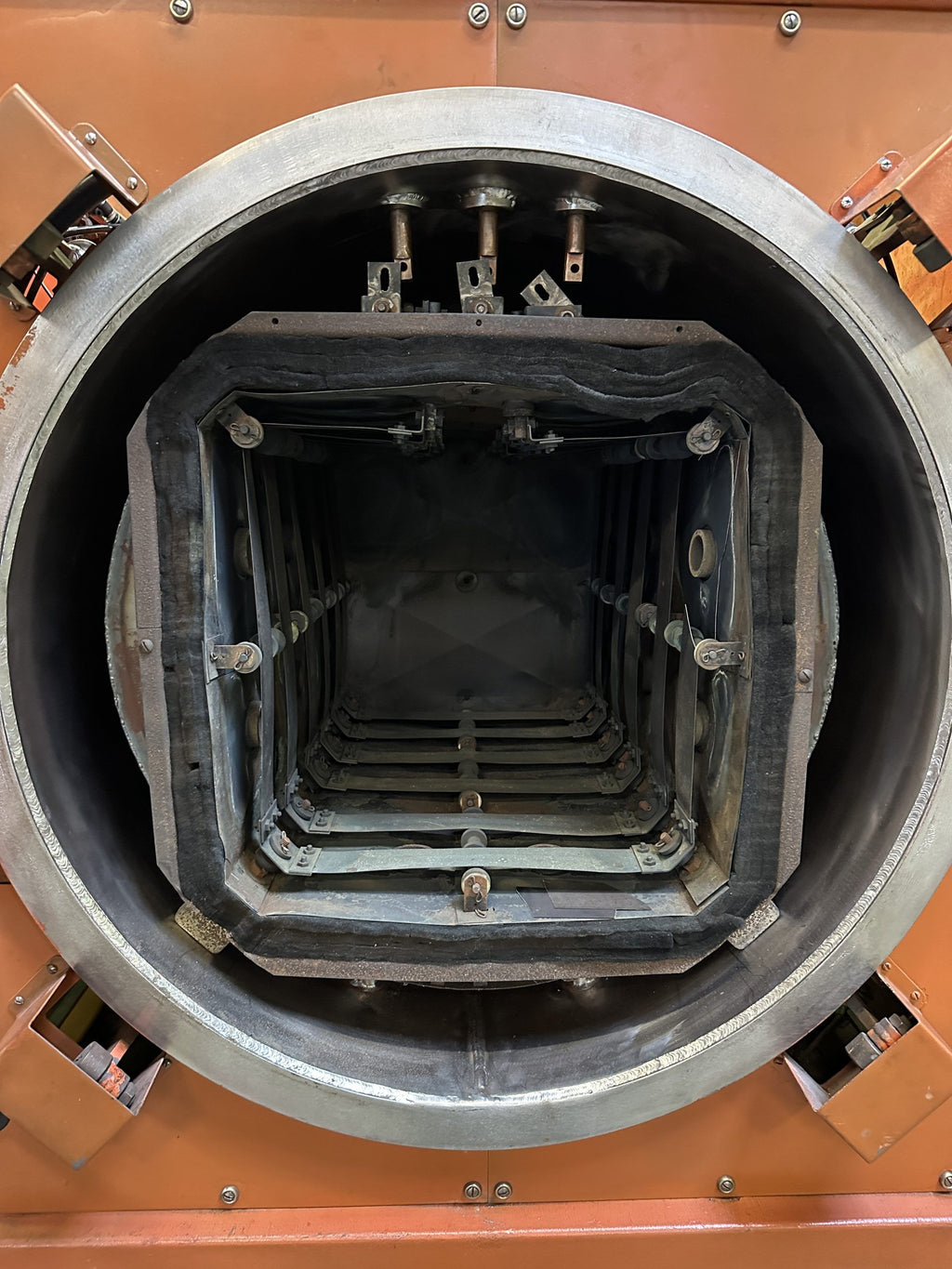 Vacuum Furnace 12″W x 12″ H x 20″D