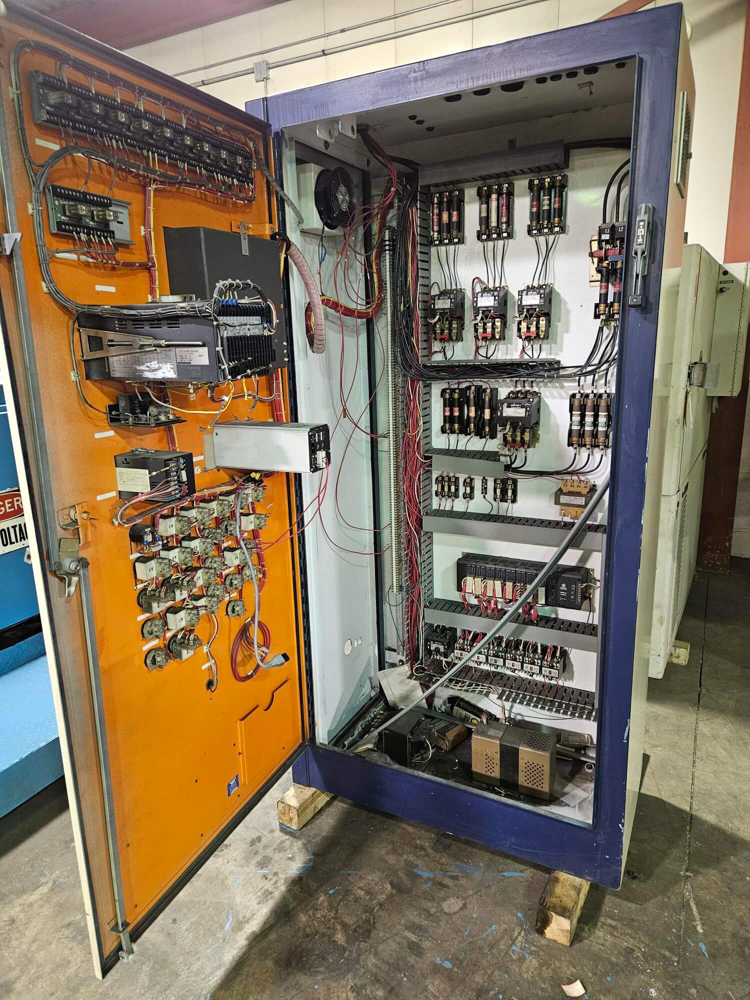 Vacuum Tempering Furnace - 24" x 36" x 24" - 1500F