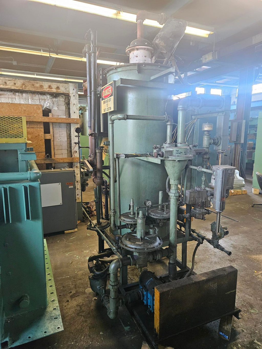 Surface Endothermic Generator (Air Cooled)