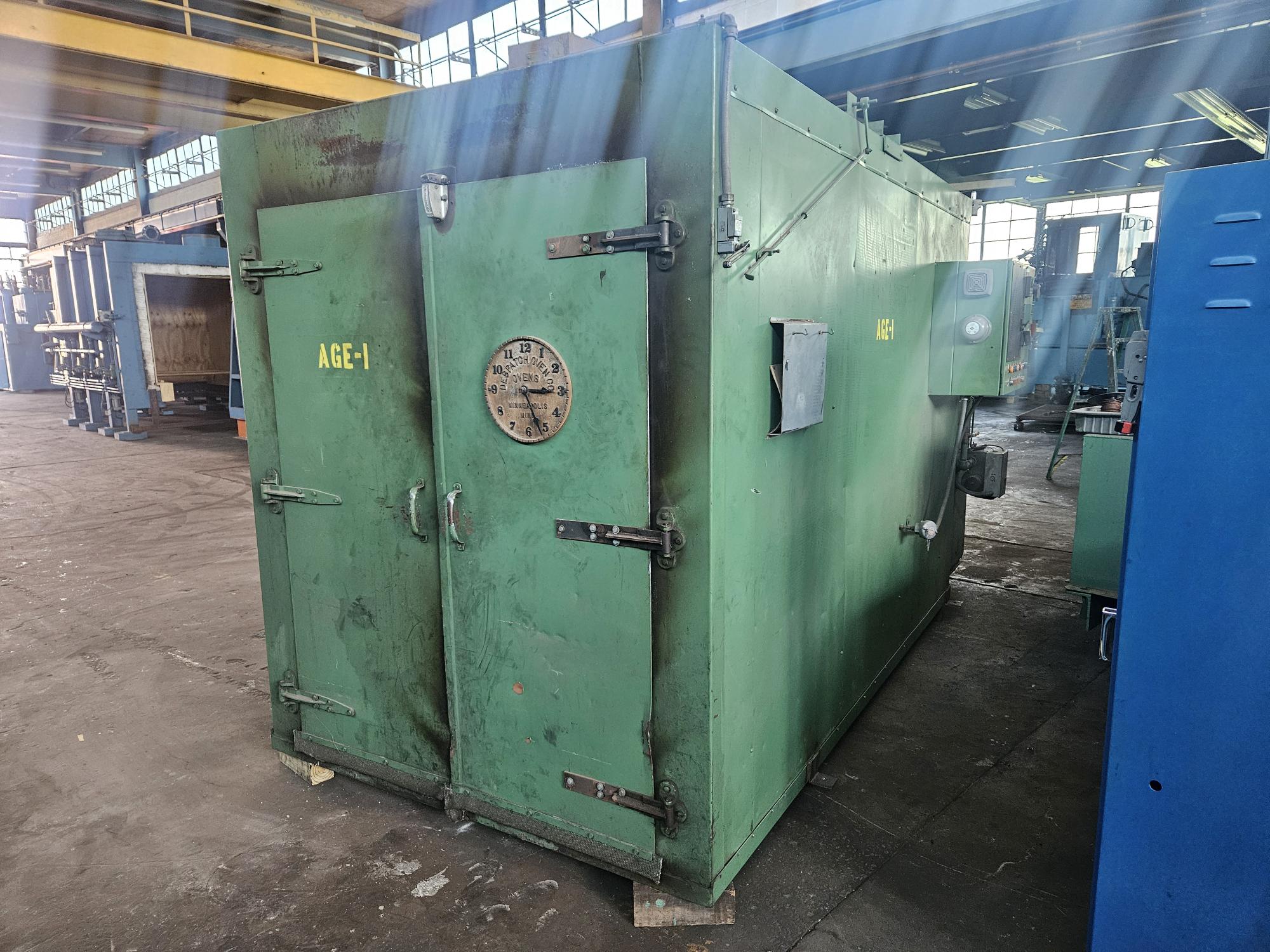 Gas 500F Walk-In Oven 54" x 96" x 72"