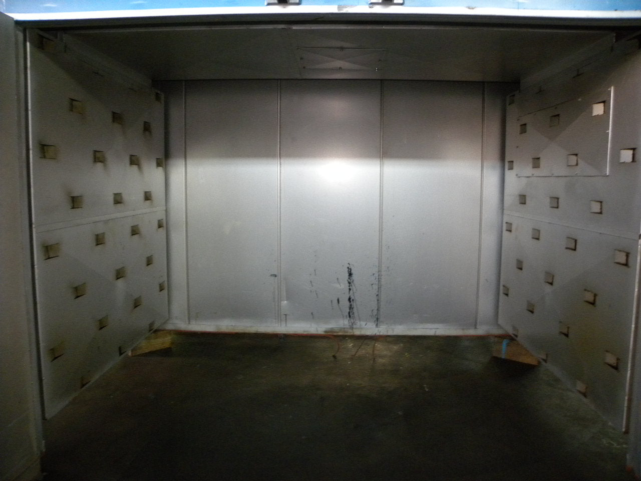 Walk-In Oven 84" x 60" x 66"