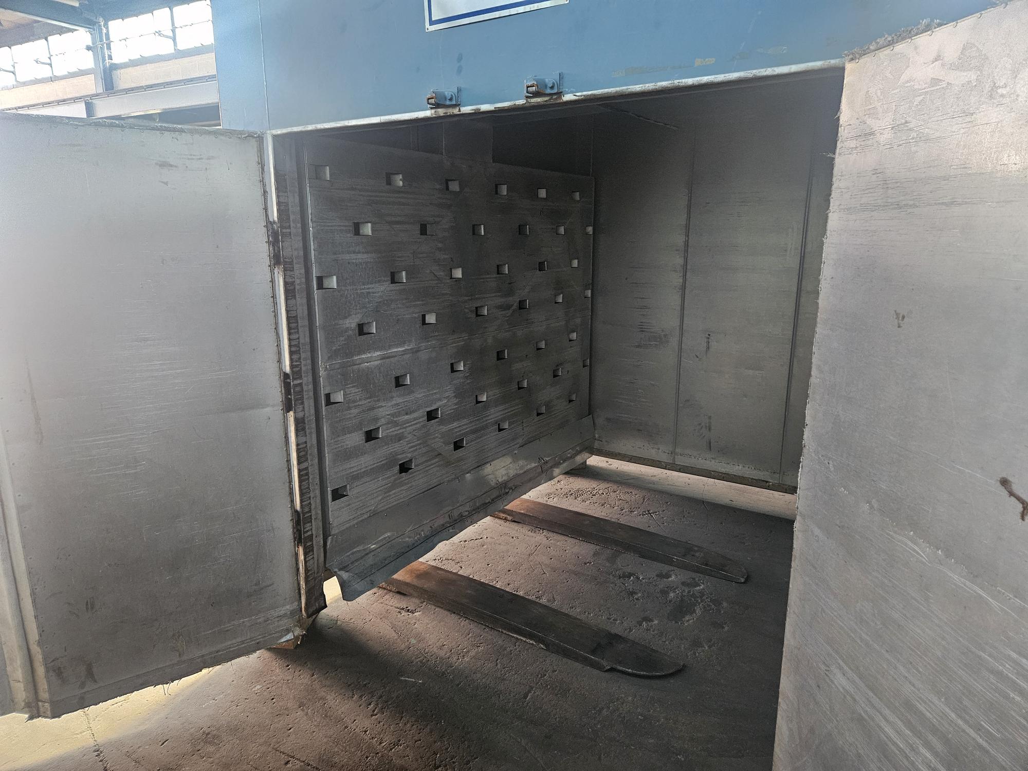 Walk-In Oven 72" x 96" x 72"
