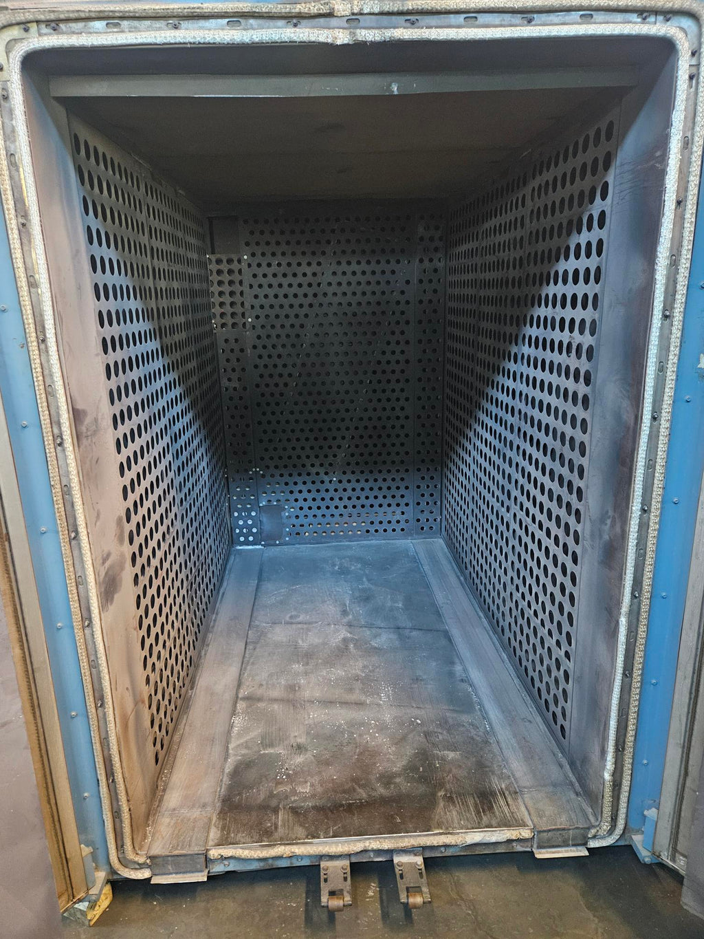 Gas 1200F Walk-In Oven 48" x 72" x 72"