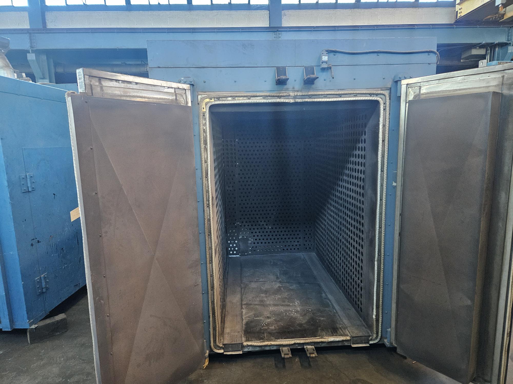 Gas 1200F Walk-In Oven 48" x 72" x 72"