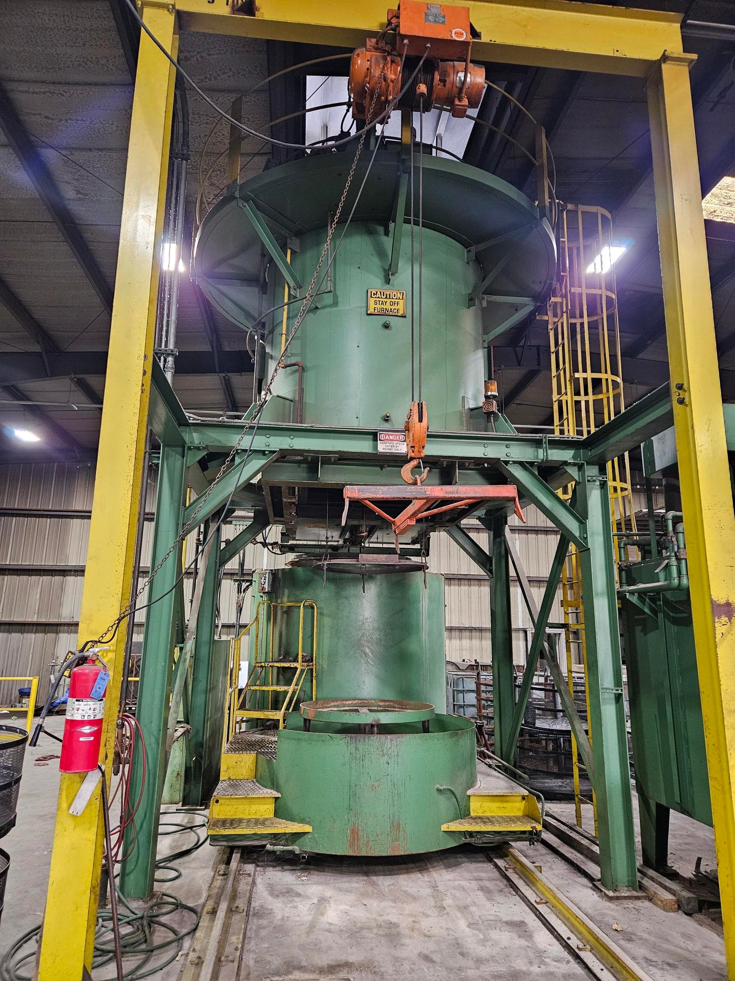 Gas 1200F Aluminum Drop Bottom Furnace