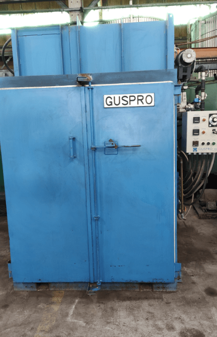 Gas Oven 800F 54" x 48" x 54"