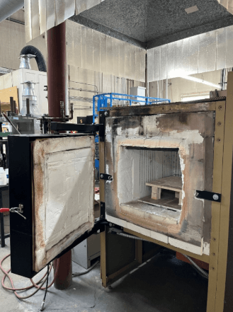 Lindberg Kiln - 7.4 cuft- Periodic Electric, 1200°C
