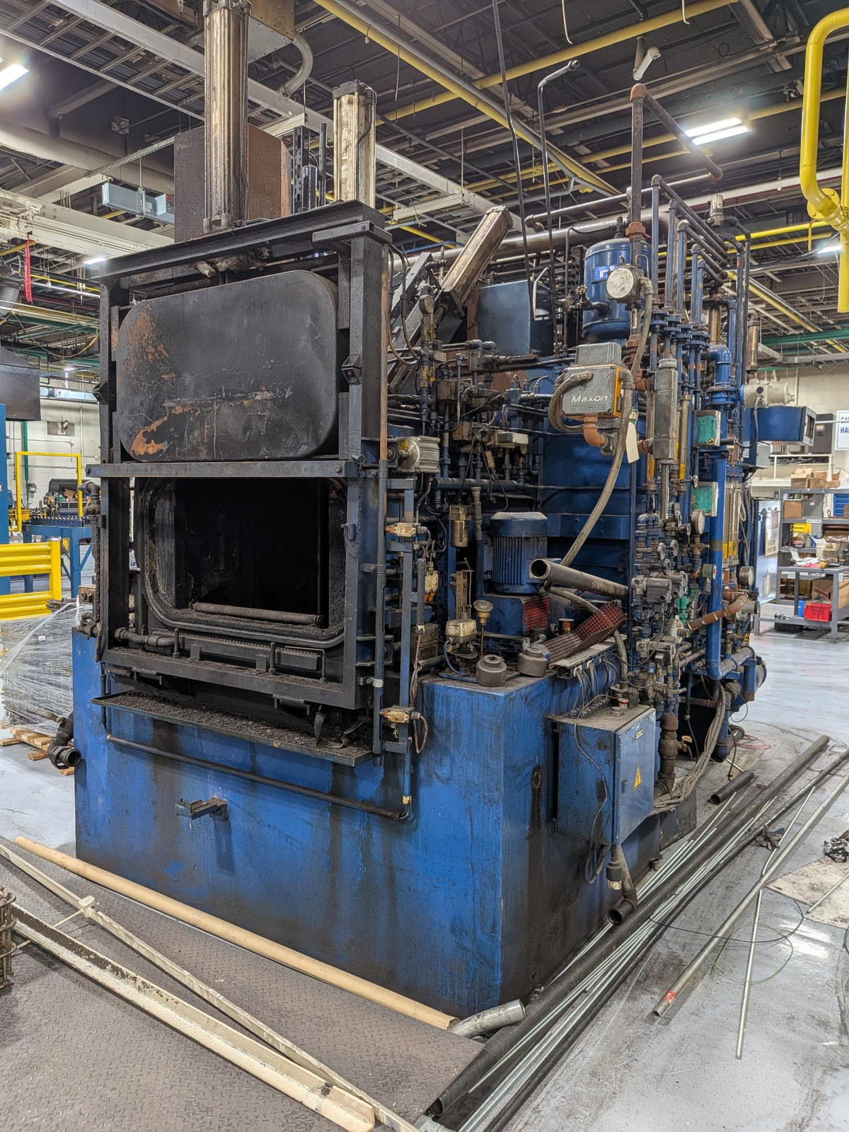 Gas IQ Furnace 24" x 36" x 18"
