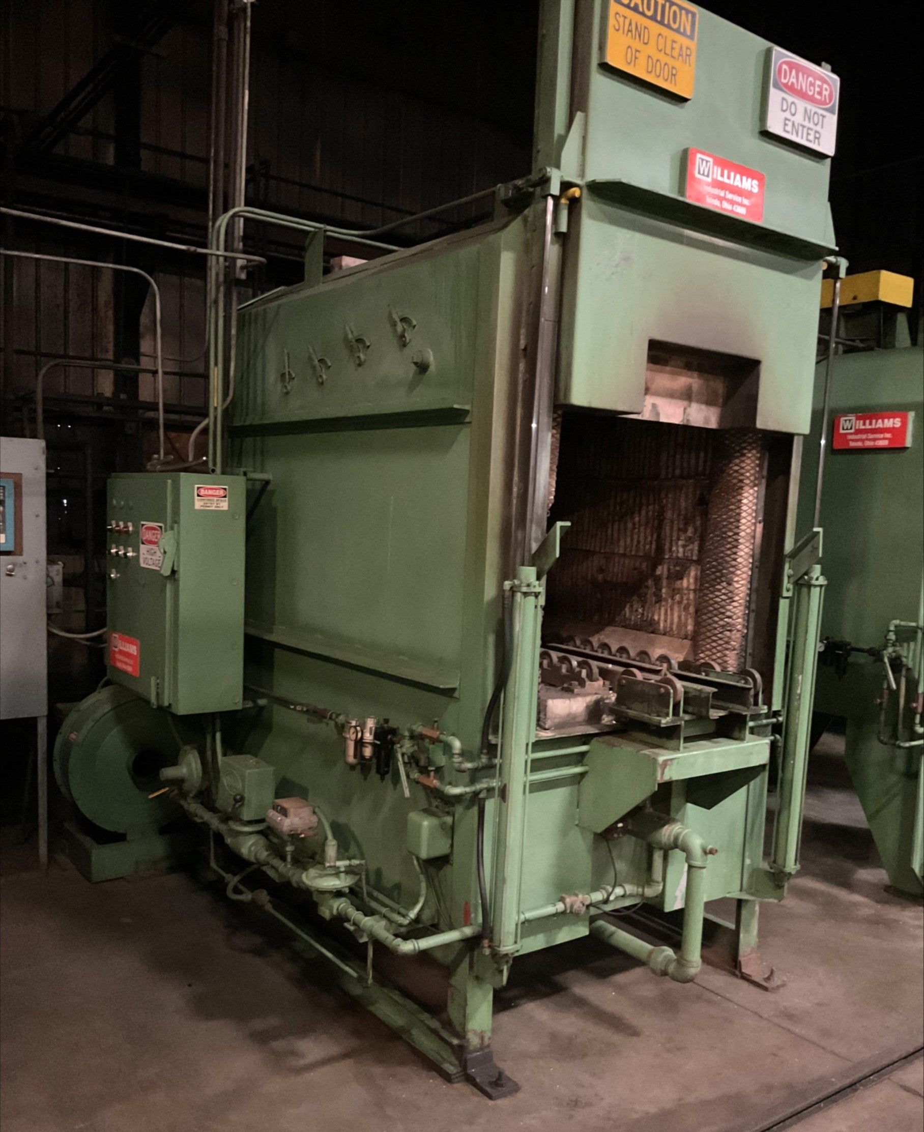 Batch Tempers 1400F, Gas 30" X 48" X 30" - 7 Available