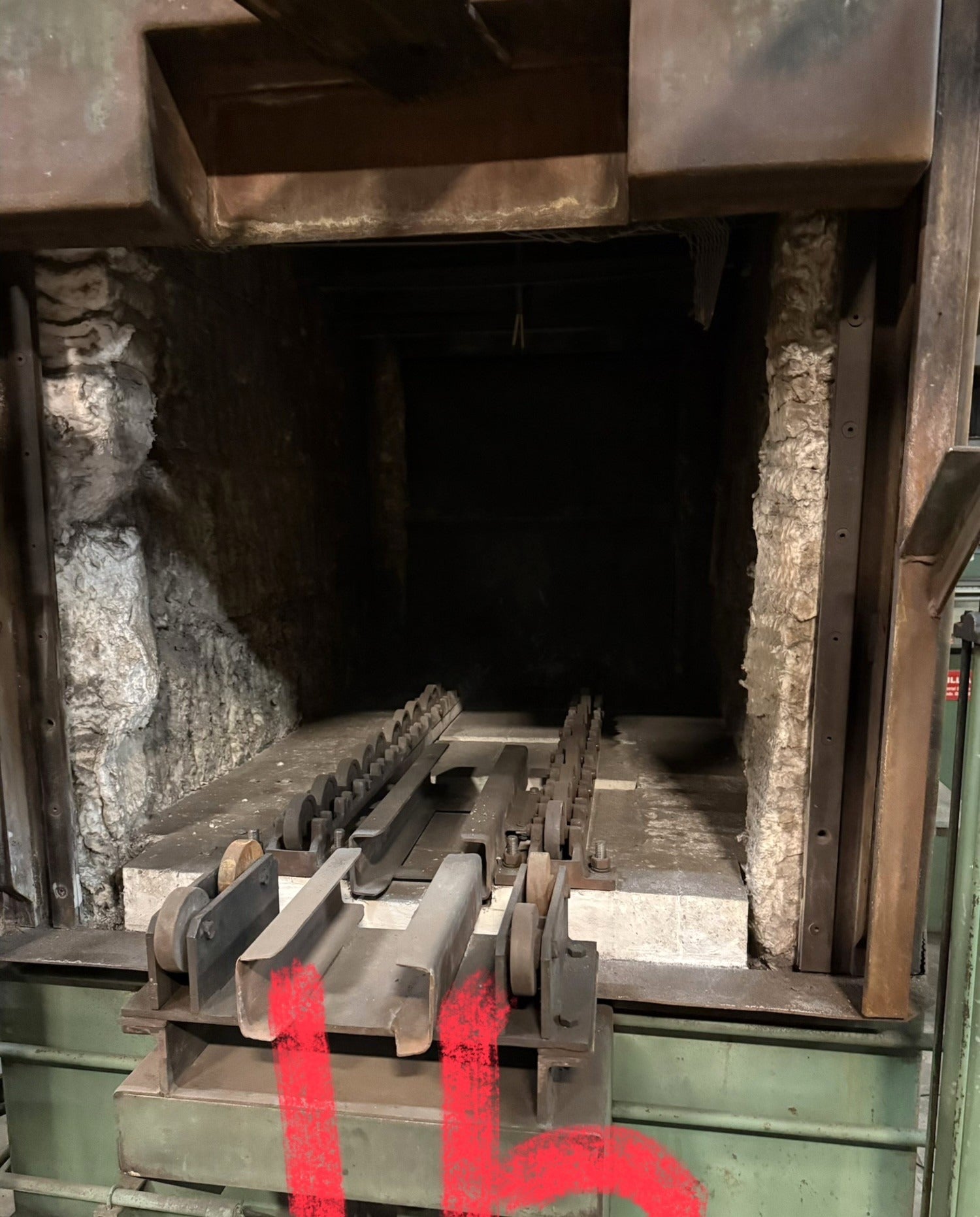 Batch Tempers 1400F, Gas 30" X 48" X 30" - 7 Available