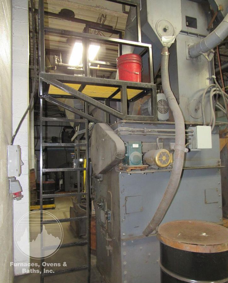 27" x 36" TUMBLAST w/Skip Hoist Loader