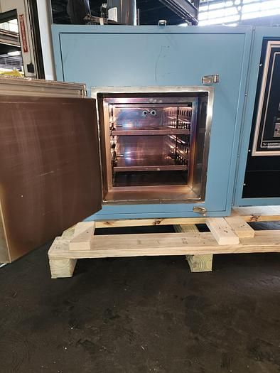 16"W x 16"H x 13"L, Blue M CFD-10E-7 Bench Top Style, 1200°F, Electric